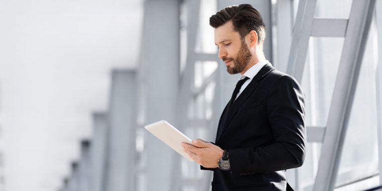 Préparer l’avenir du travail hybride, le nouveau guide de Dstny