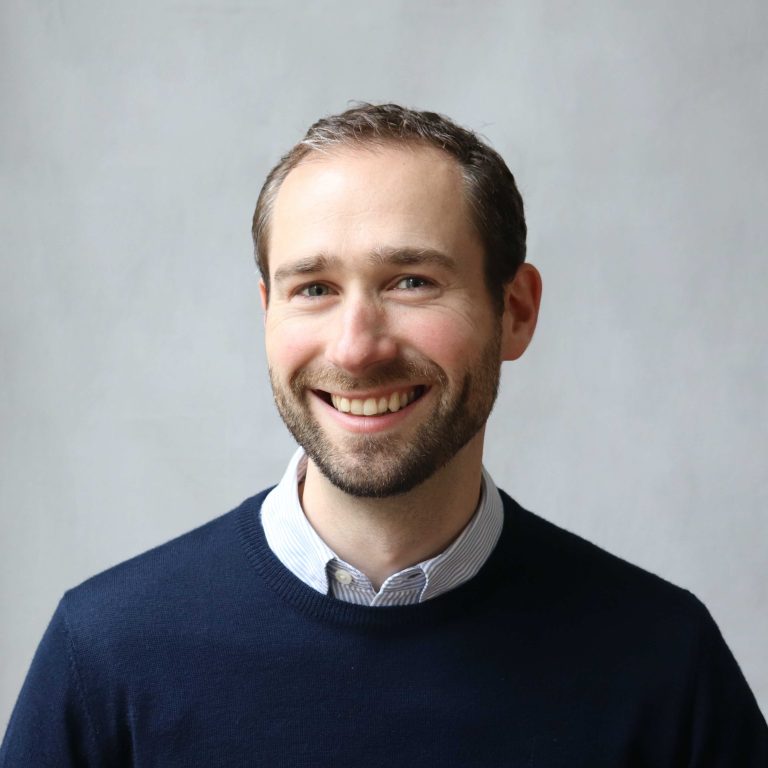 Rob Jones est nommé Directeur des Opérations (COO) de l’éditeur français UpSlide