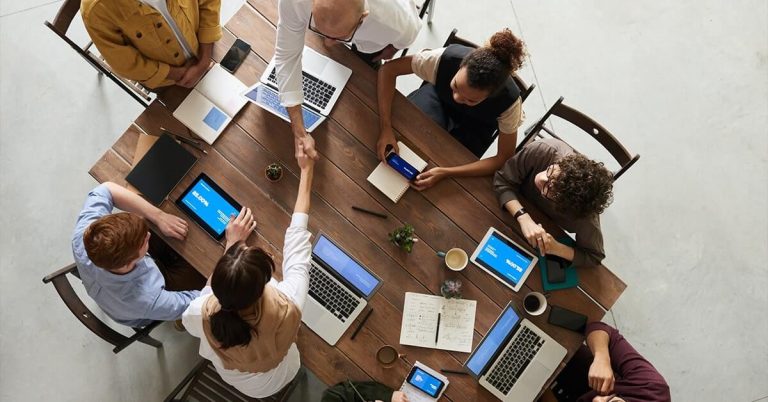 SaaS et IA : Elée et Avanoo unissent leurs forces pour optimiser coûts et usages